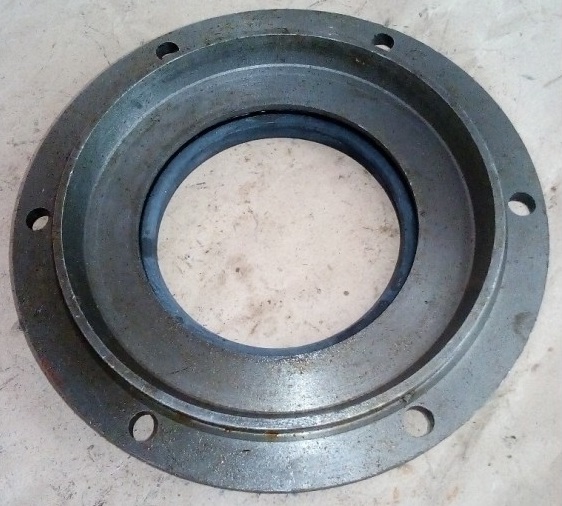 купить Крышка передней ступицы в сб.